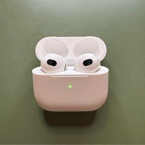 3rd generation airpods